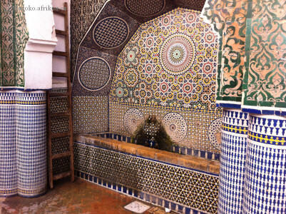 ornamenty-fes-0646-voda.jpg